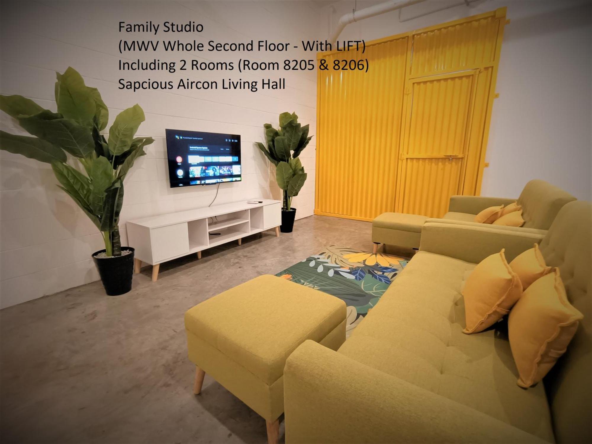 Mwv Family Suite Room Muar Exterior photo