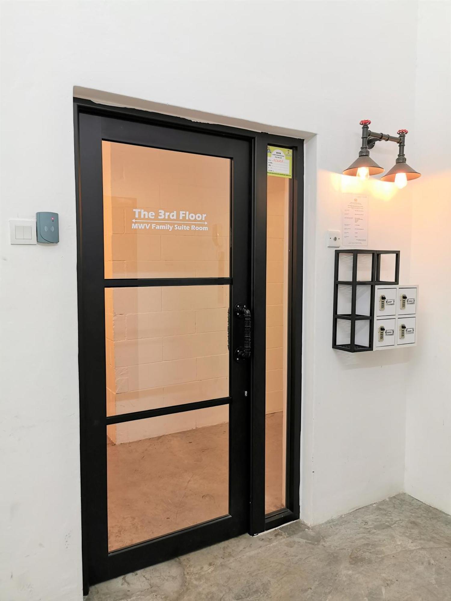 Mwv Family Suite Room Muar Exterior photo